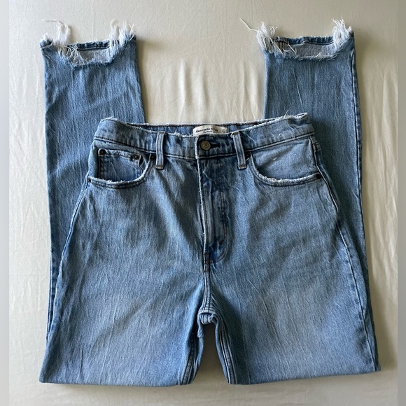 Abercrombie & Fitch Skinny High Rise Jeans - Picture 1 of 6